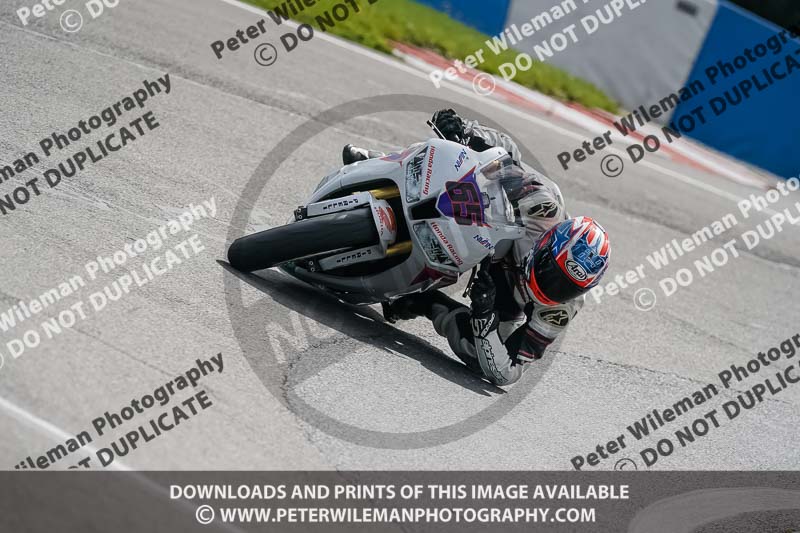 donington no limits trackday;donington park photographs;donington trackday photographs;no limits trackdays;peter wileman photography;trackday digital images;trackday photos